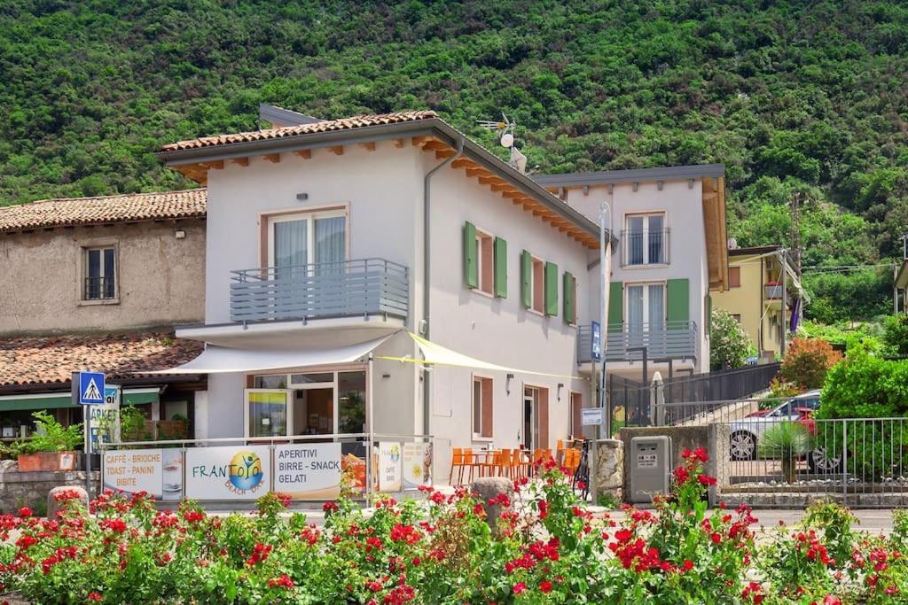 Il Frantoio A Monte-Vicino Al Lago Malcesine Exteriér fotografie